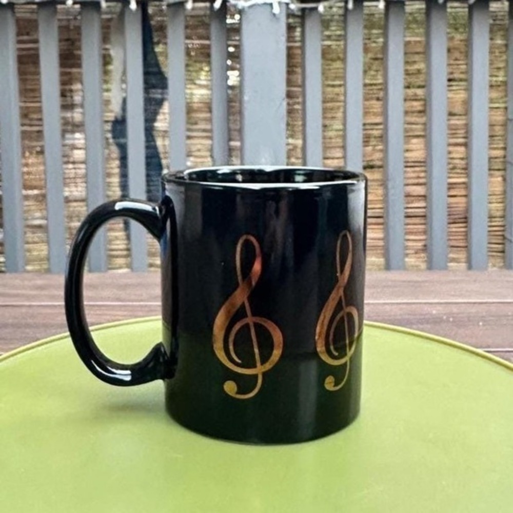 Vintage Albert Elovitz 22K Gold Music Mug — Treble Clef / Notes‎ Design